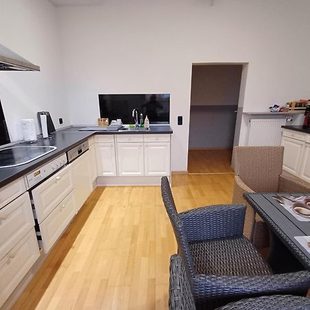 Doppelzimmer, Tv- Bad, Kuehlschrank- Parkplatz-17 Meine Buitenkant foto