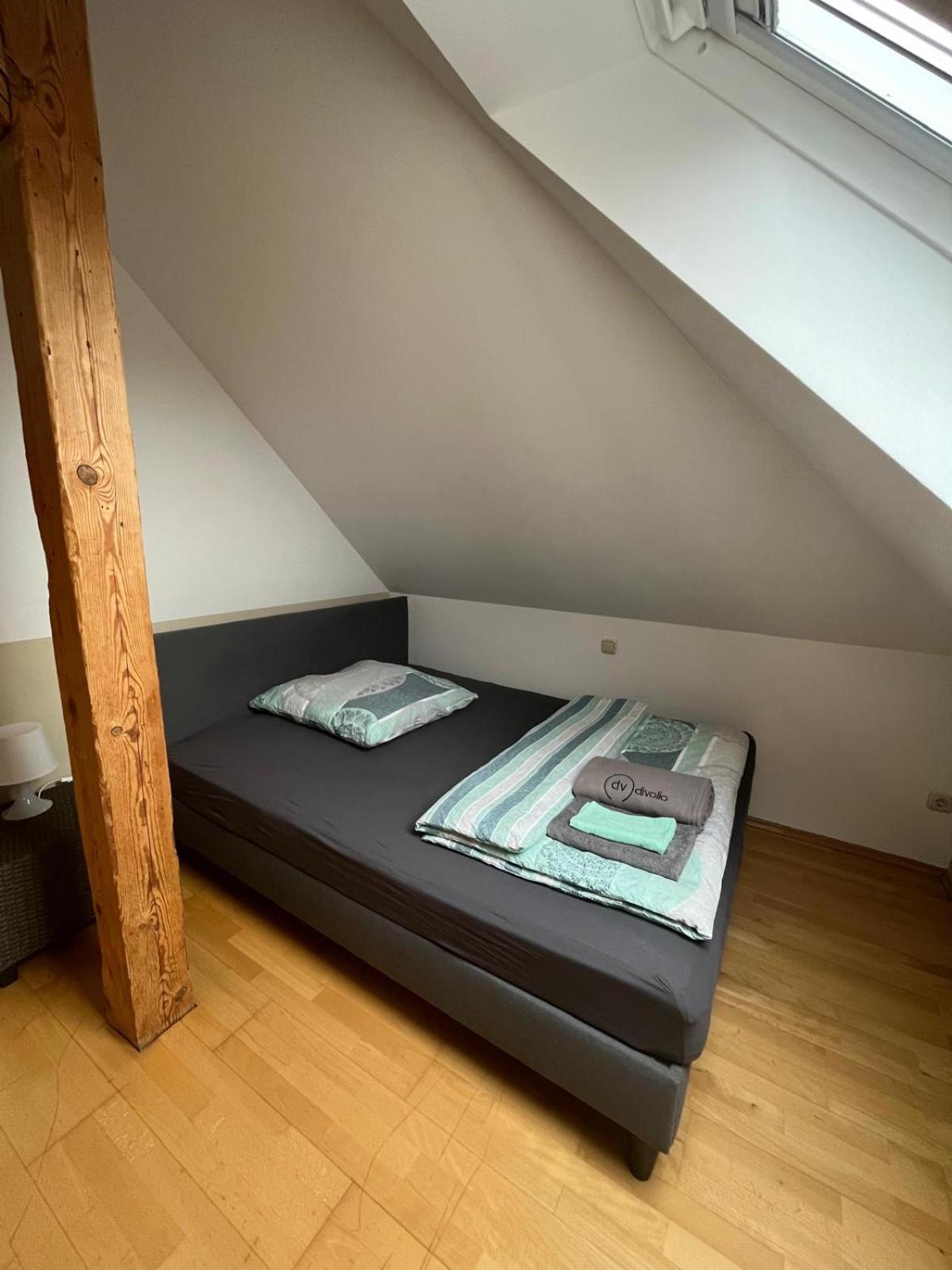 Doppelzimmer, Tv- Bad, Kuehlschrank- Parkplatz-17 Meine Buitenkant foto