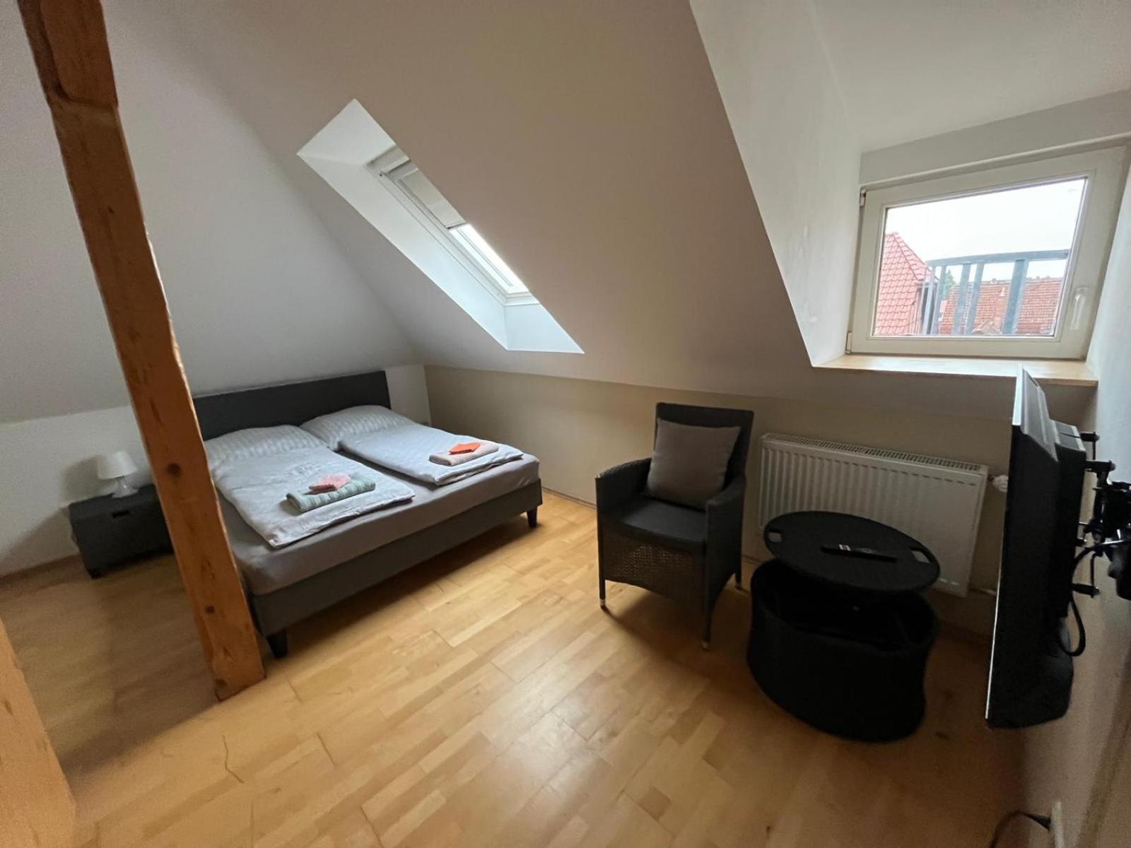 Doppelzimmer, Tv- Bad, Kuehlschrank- Parkplatz-17 Meine Buitenkant foto